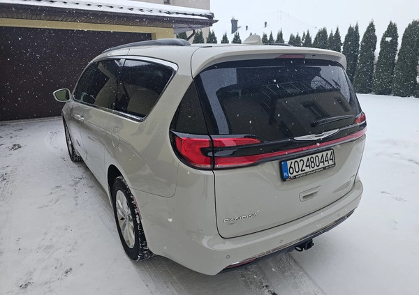 Chrysler Pacifica cena 210330 przebieg: 43351, rok produkcji 2021 z Mirsk małe 529
